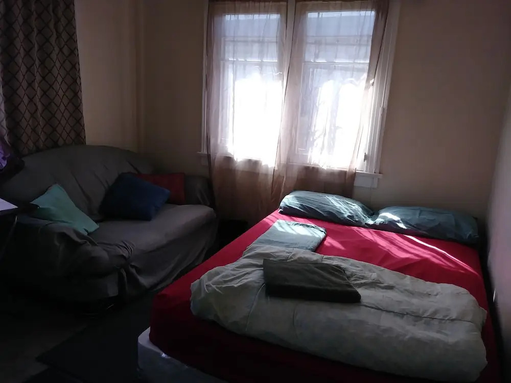 SleepCheap BnB