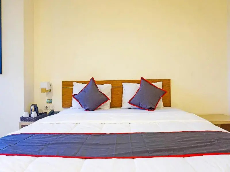 Super Oyo Collection O 91409 Hotel Fiducia Otista