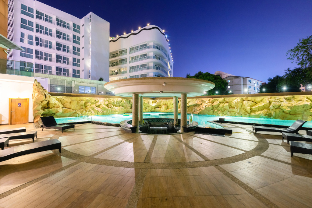 Centara Nova Hotel Pattaya