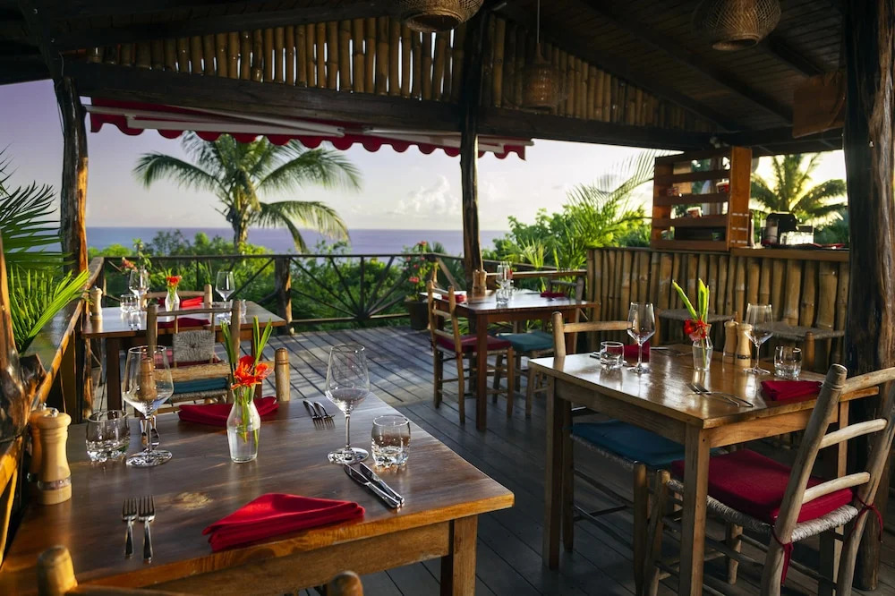 Tet Rouge Resort