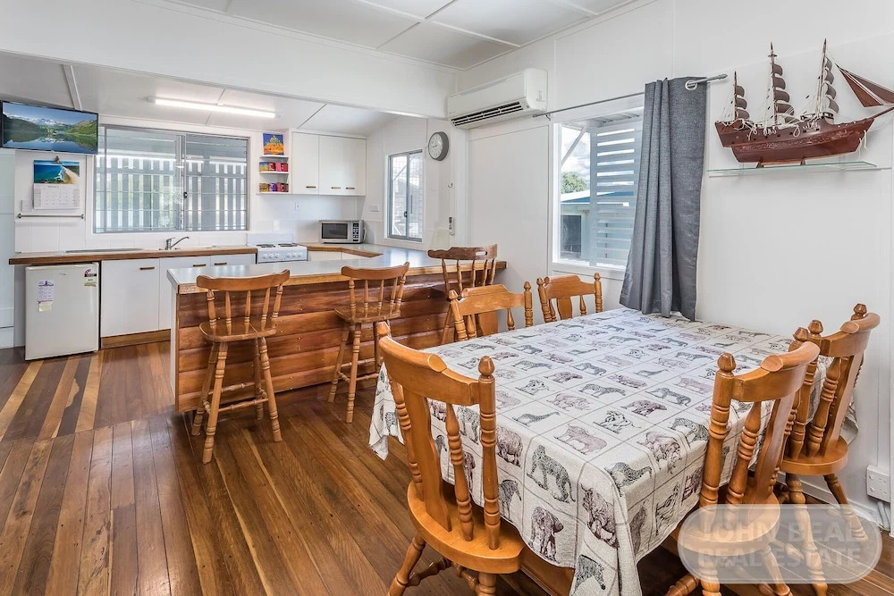 Brighton Waterfront Beach House