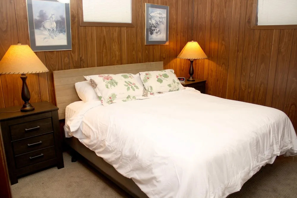 Black Bear Crossing - Pet Friendly - Newly Remodeled