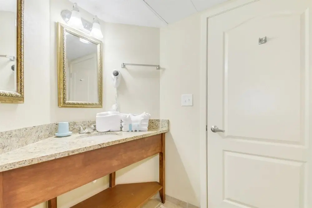 Carolinian Resort 533