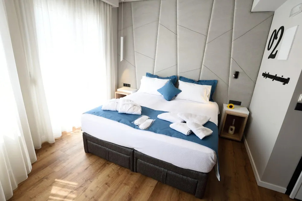 Mystique Luxury Suites