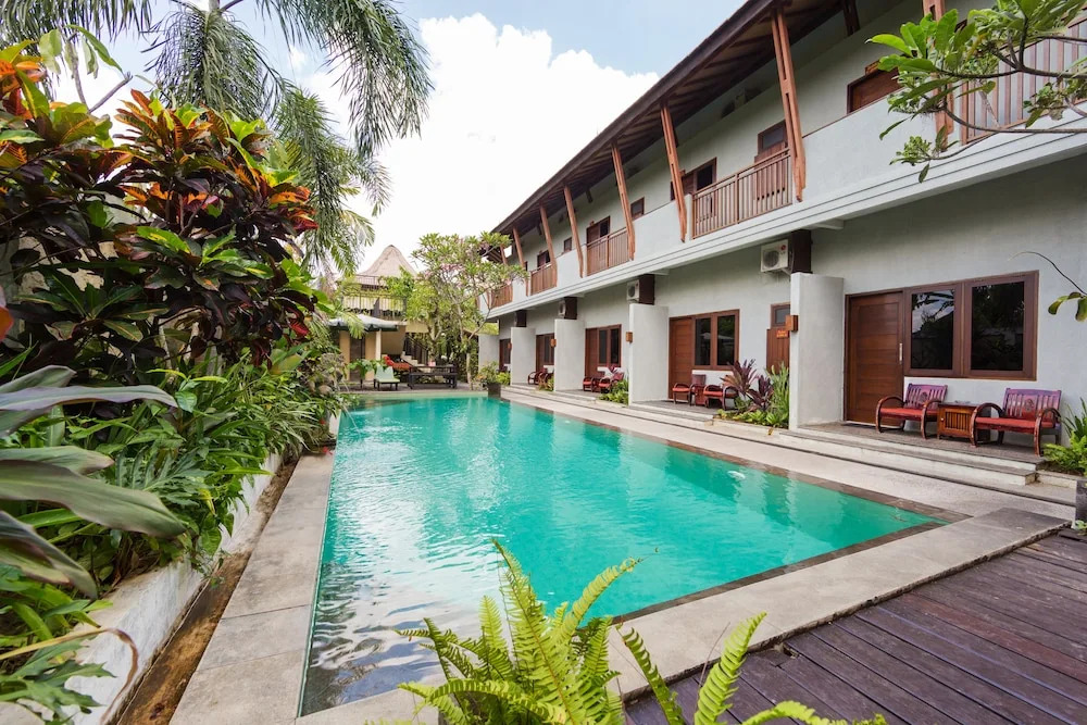 ZEN Premium Ubud Sanggingan 2