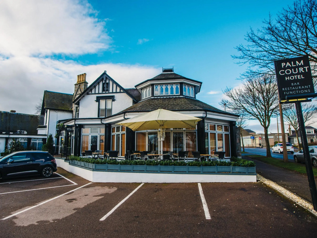 Palm Court Hotel