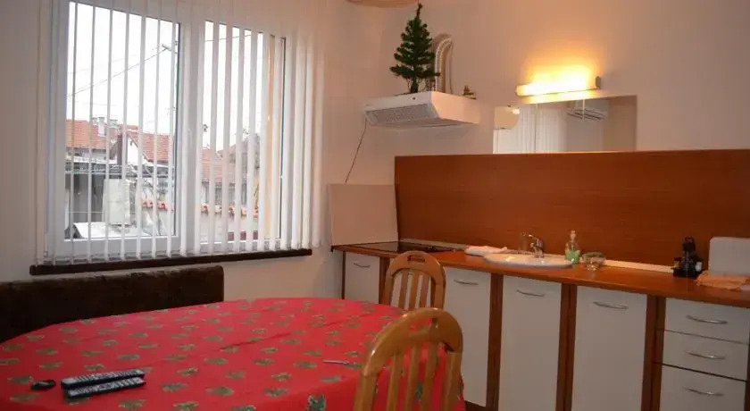 Tainov House