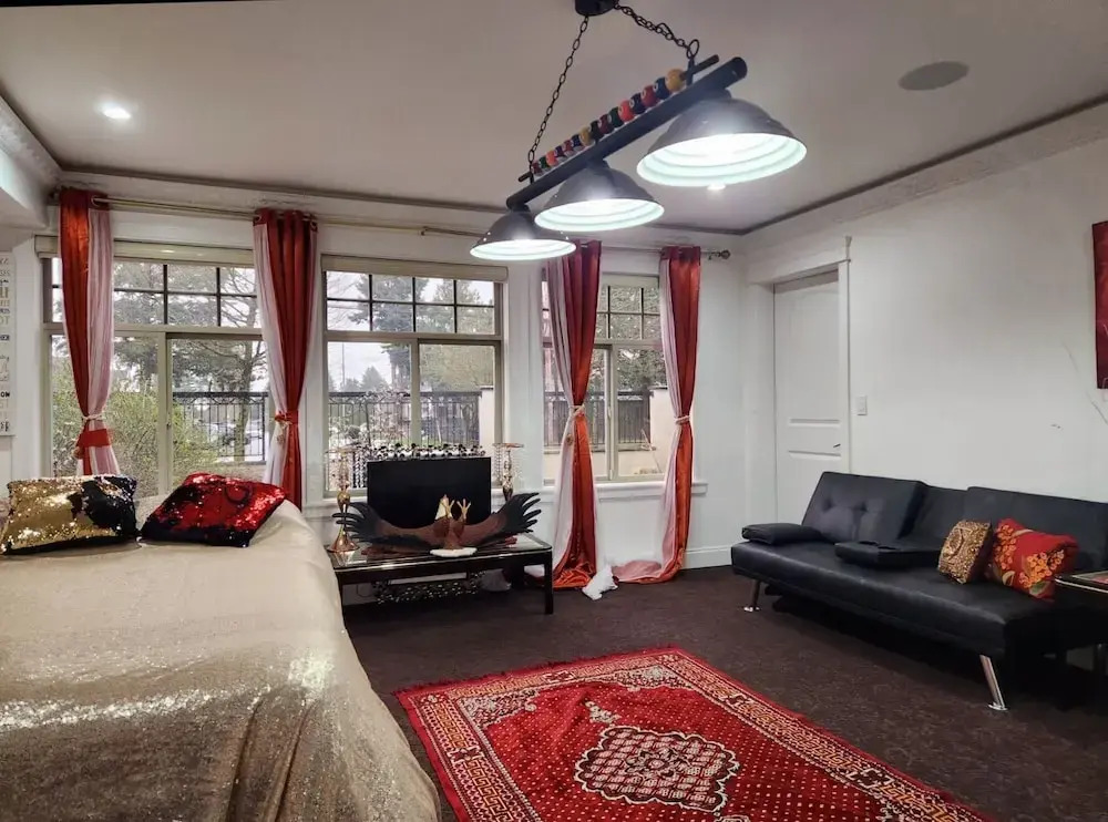 Royal Boutique Hotel, Surrey