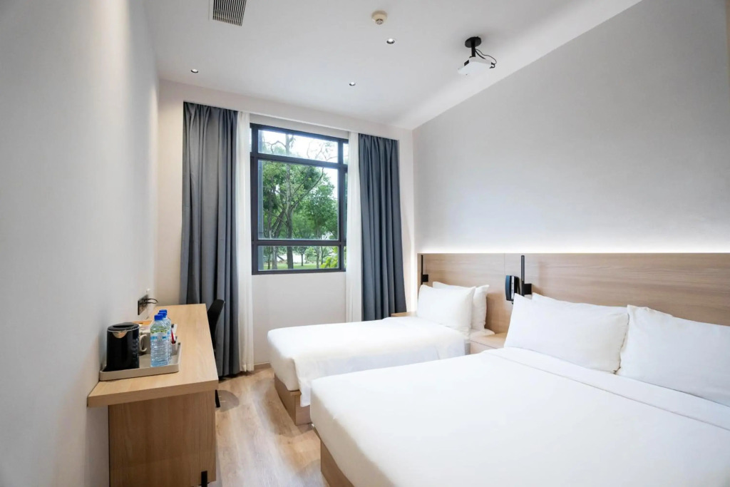 Rest Bugis Hotel