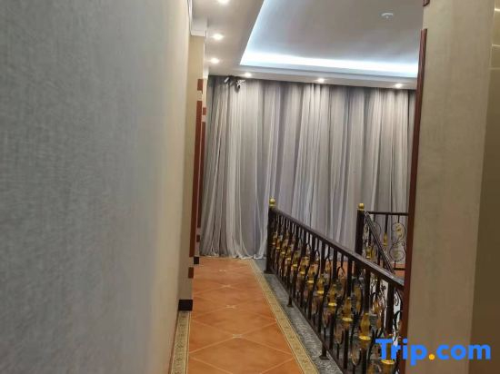 Luopingze Residence