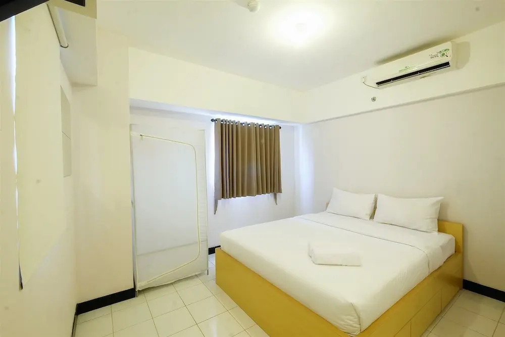 Pool View @ The Wave Apartment near Epicentrum Kuningan