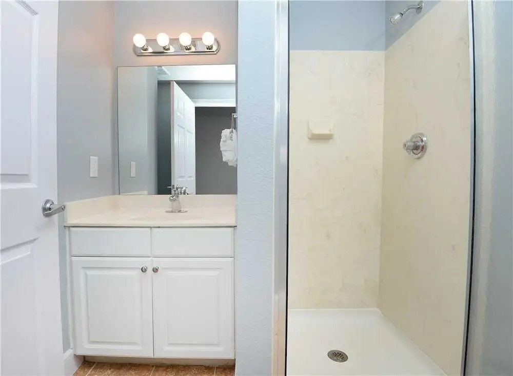 Tidewater 606 - One Bedroom Condo