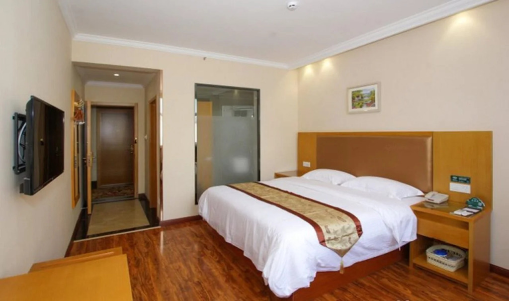 GreenTree Inn Guilin Qixing District Wanda Square Hotel