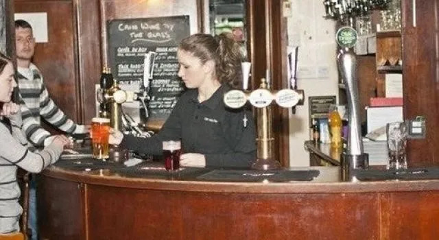 Cain Valley Hotel