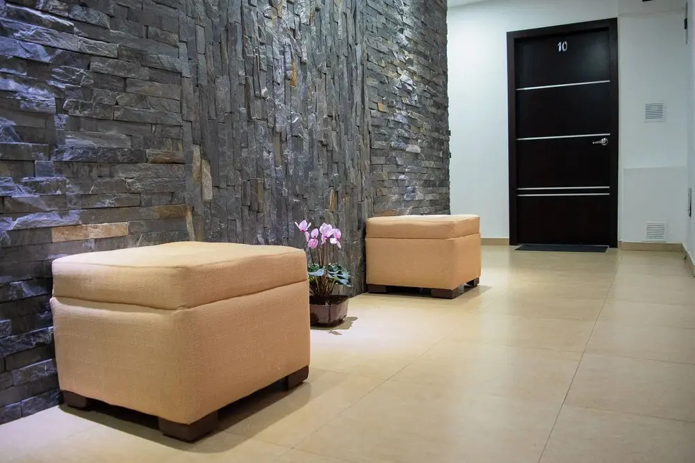 Illari Hotel