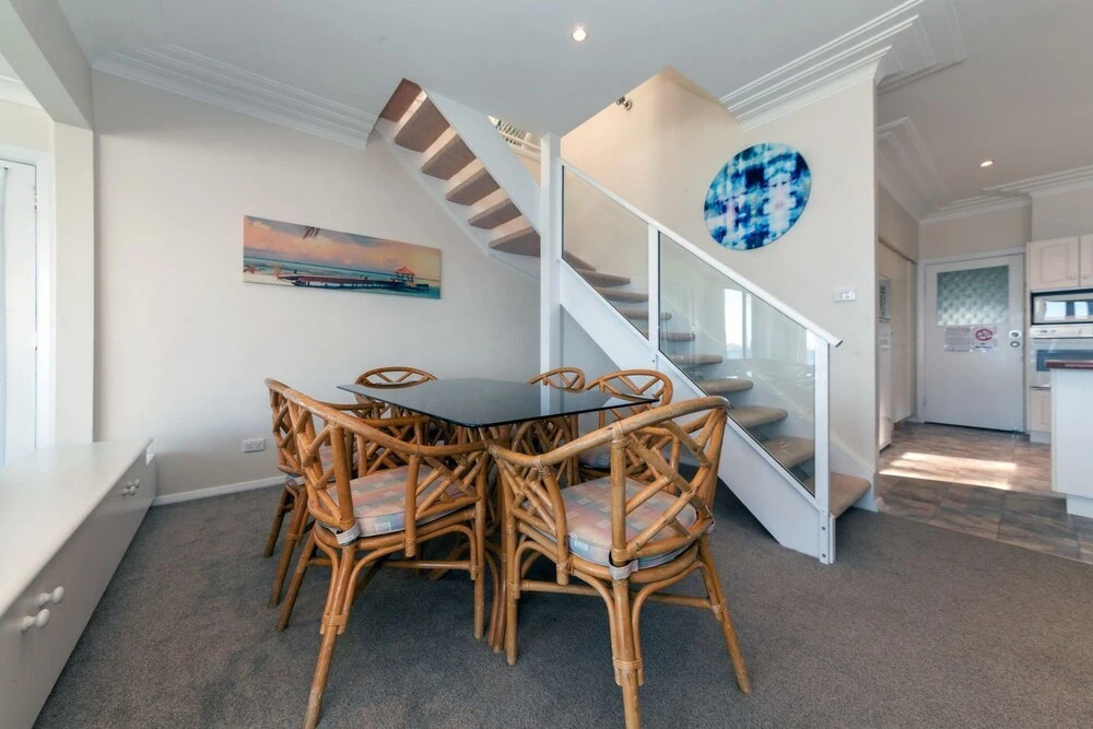Seaview Crescent, 8