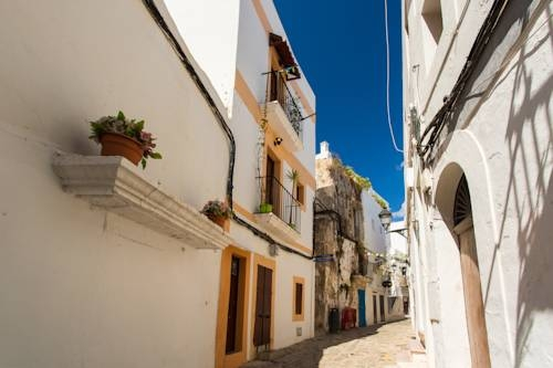 Exclusive Ibiza Old Town Apartment