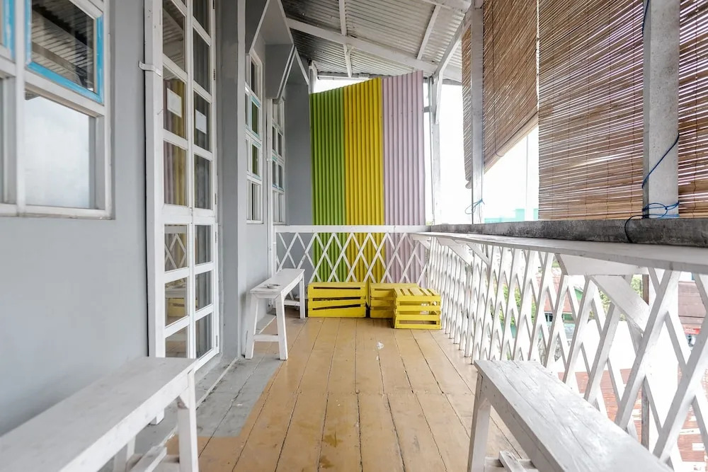 Reddoorz Plus Near Simpang Puncak Jelutung Jambi