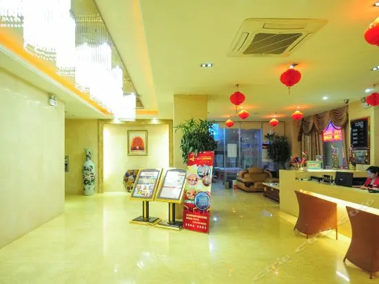 Golden Bay Hotel
