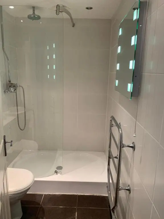 Theodoros Apt.22