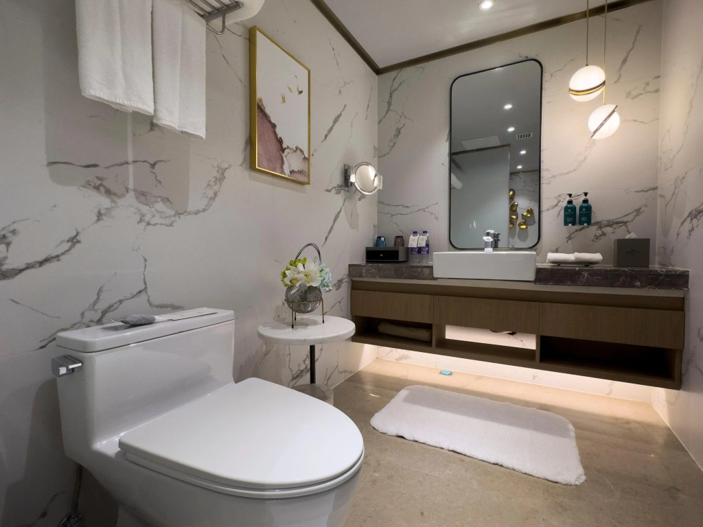 Crowne Plaza Wuhan Development Zone by IHG