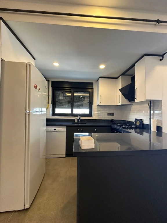 Asya Lara Suite