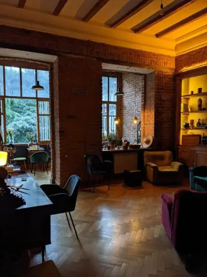 Majestic Historic Apartment