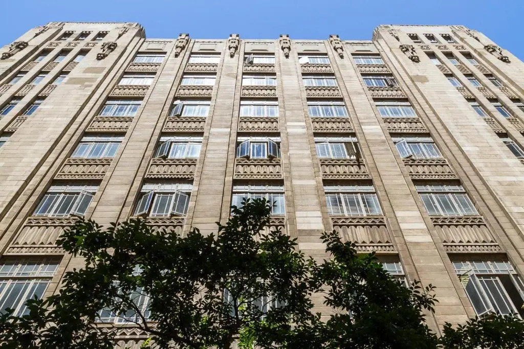 Market House 307