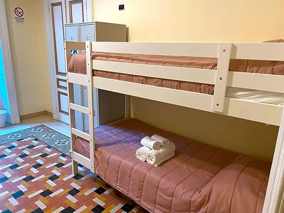 A I R Hostel 1