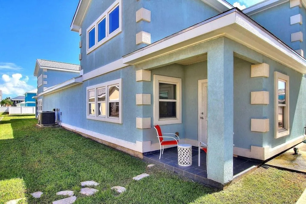Safe Harbor - 3 Br Townhouse