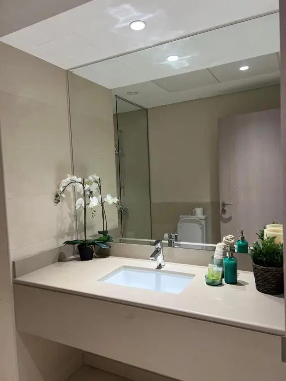 Sea view apartment Yas Island Daily or Monthly renting
