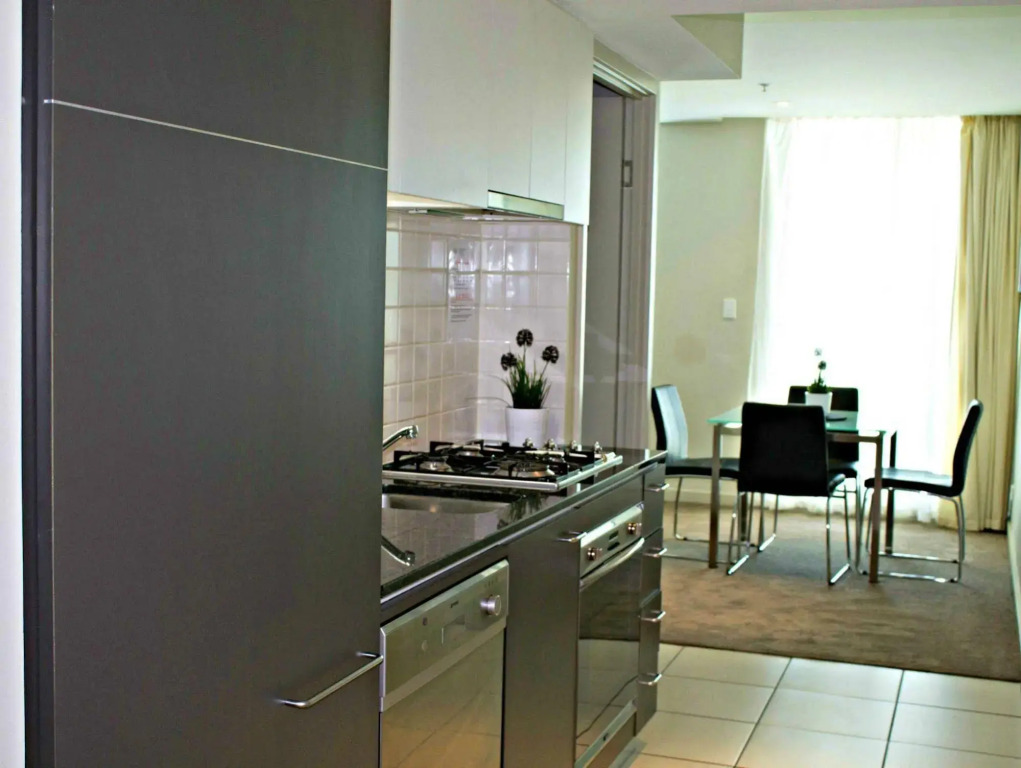 Adelaide Dress Circle Apartments - North Terrace