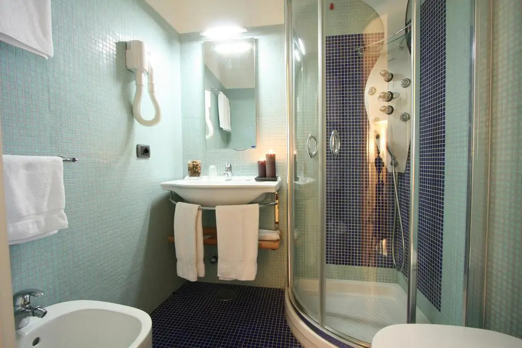 Blurooms