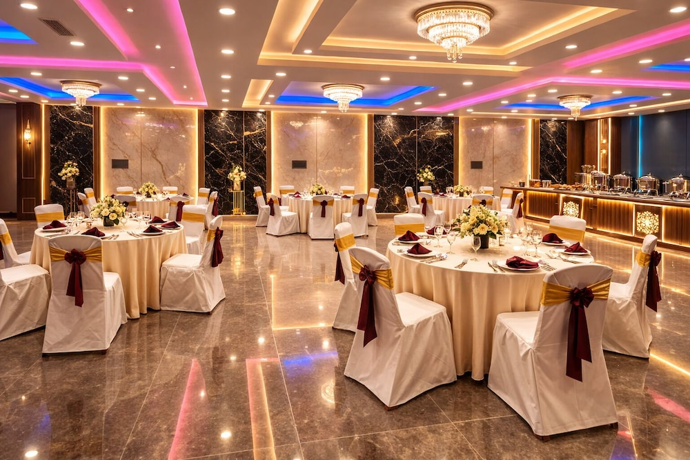Pavitram Hotel & Banquet