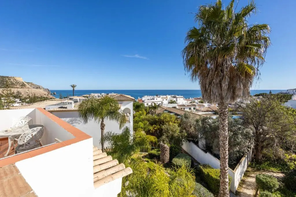 CoolHouses Algarve Luz, 1 bed penthouse flat w/ sea views. Fiji 11