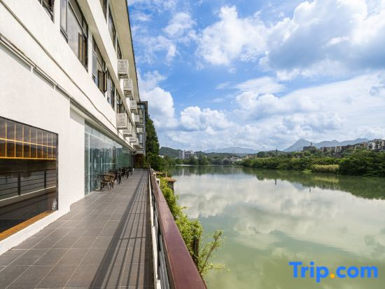 Qingyin Hotel