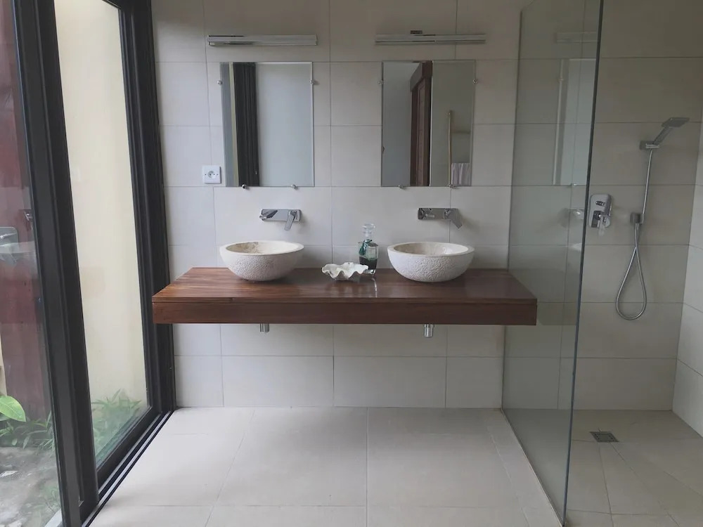 Villa With 3 Bedrooms In Riviere Noire With Wonderful Mountain View Private Pool Enclosed Garden