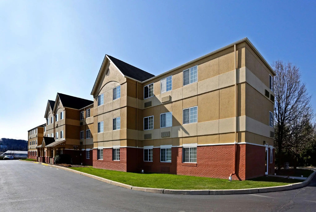 Studio 6 Corporate Extended Stay Philadelphia Malvern Swedesford Rd PA