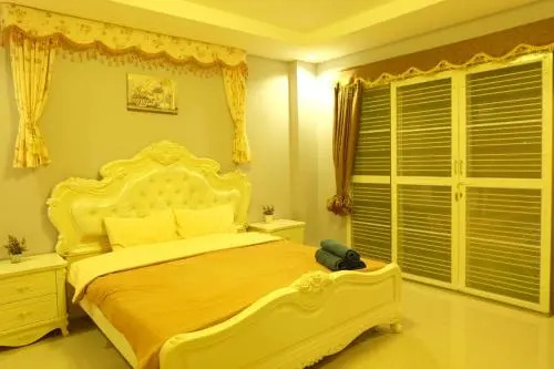 Armanol Pool Villa