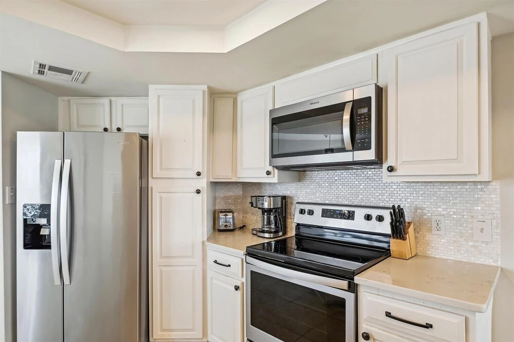 Inlet Reef 619 is a Stunning Sunset View 3 bedroom by RedAwning