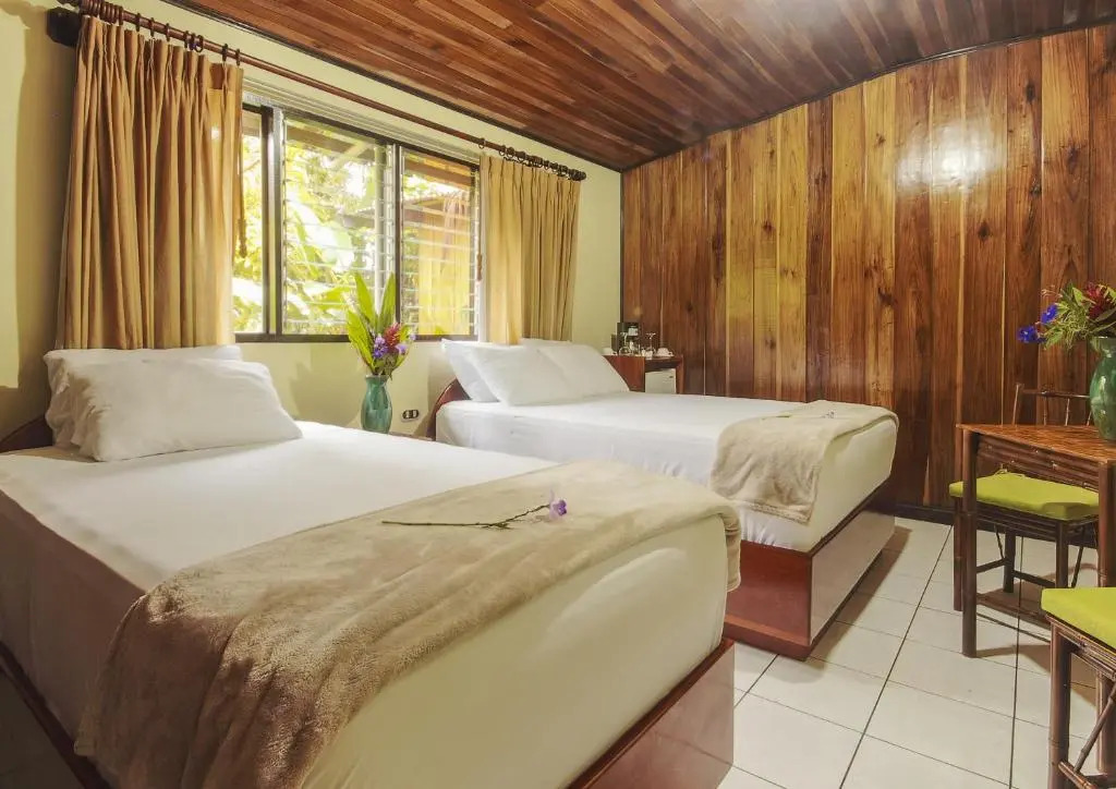Arenal Waterfall Lodge