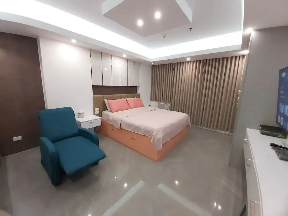 Urban Oasis Staycation