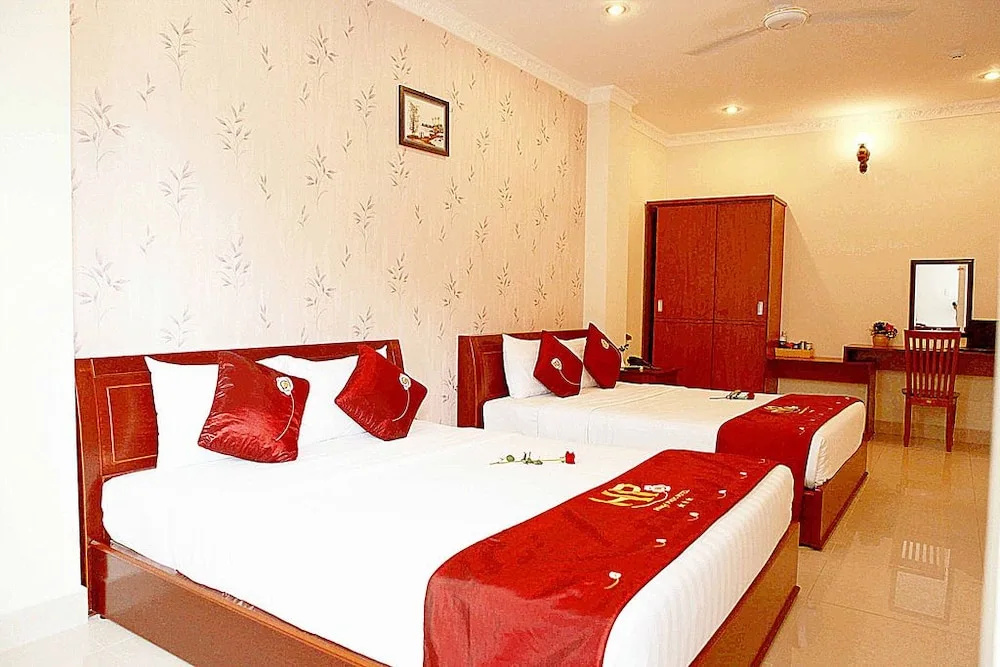 Hanh Phuc Hotel