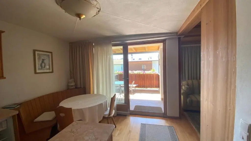 Apartments Almiva