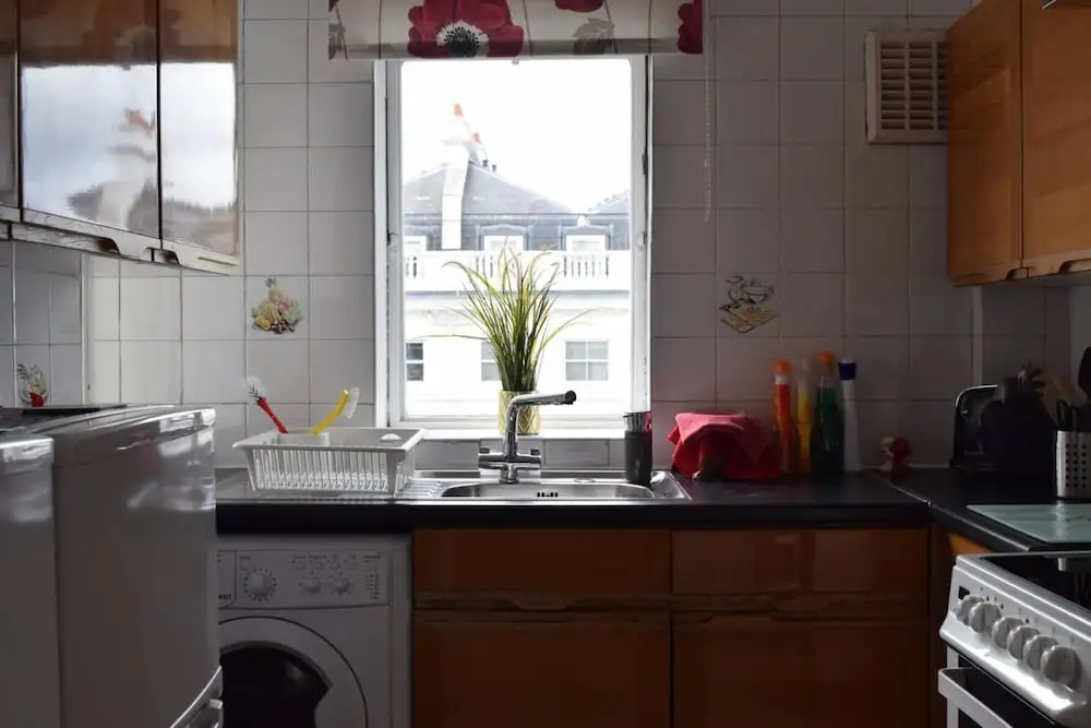 Modern 2 Bedroom Flat Next To Hyde Park