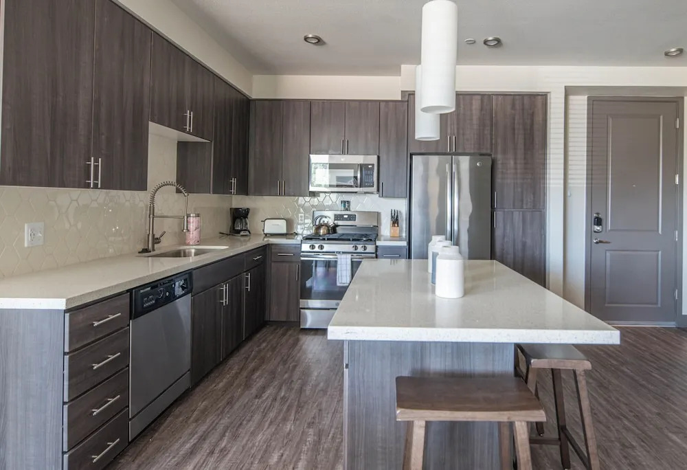 WanderJaunt Luxe Central Phoenix Apts