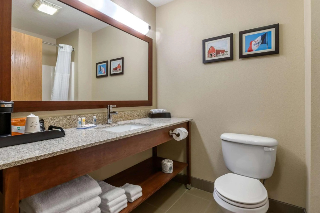 Comfort Inn Story City - I-35 near Ames