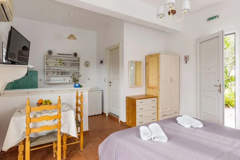 Villa Thea Studios & Apartments