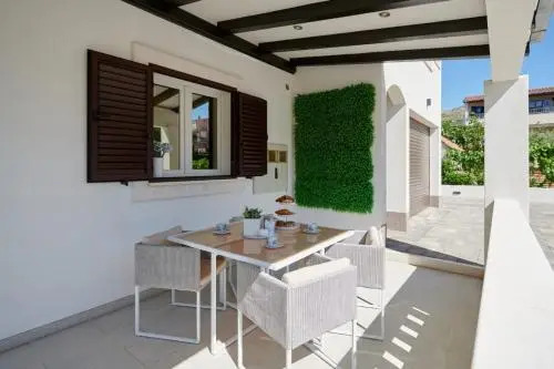 Villa Demonta