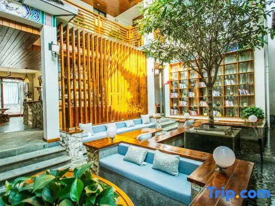 Wuhai Designer Homestay
